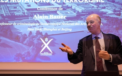 Que lisez-vous ? Trois questions à Alain Bauer