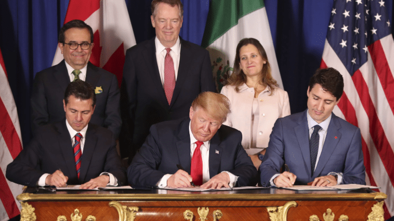 Trump, Trudeau et Pena Nieto signant l'accord modifiant le TAFTA, le 30 novembre 2018.
SIPA, AP22326226_000001