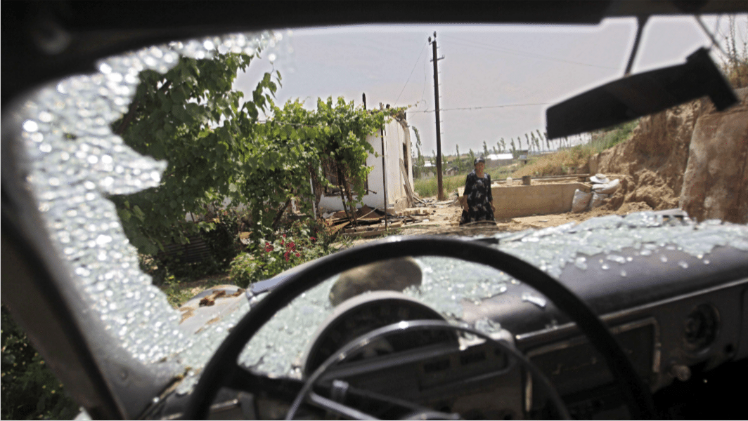 Osh, Kirghistan. Osh est une ville multiethnique d'environ 250,000 habitants aux confins de la vallée fertile du Ferghana. Elle a été secouée par des conflits ethniques entre les communautés ouzbèkes et kirghizes. Photo: AP20951496_000009