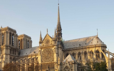 Vidéo : Comment reconstruire Notre-Dame de Paris ?