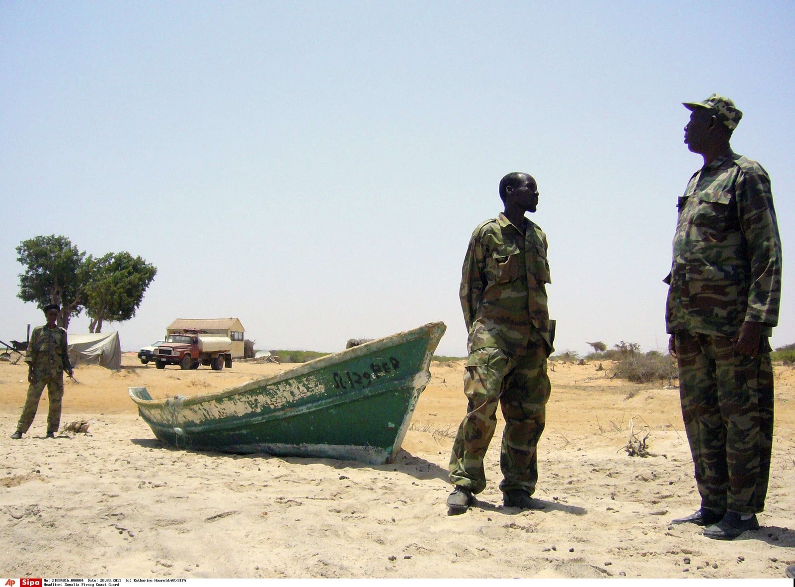 Des gardes-côtes du Somaliland (région séparatiste de la Somalie), à Milaxaar, en mars 2011,
Auteurs  : Katharine Houreld/AP/SIPA,
Numéro de reportage  : AP21034816_000004.