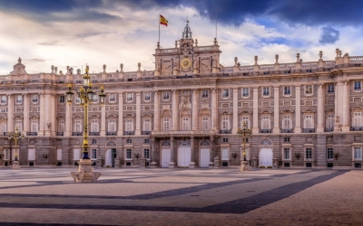 La monarchie espagnole entre deux eaux