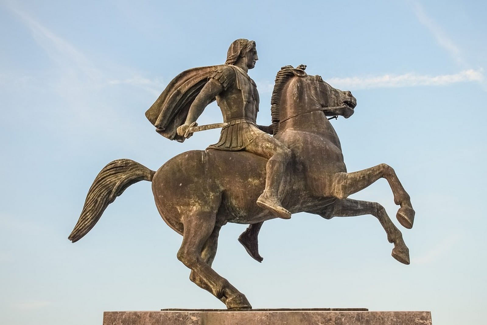 Statue équestre d'Alexandre le Grand à Thessalonique : quand les armes rencontrent la philosophie, (c) Pixabay.