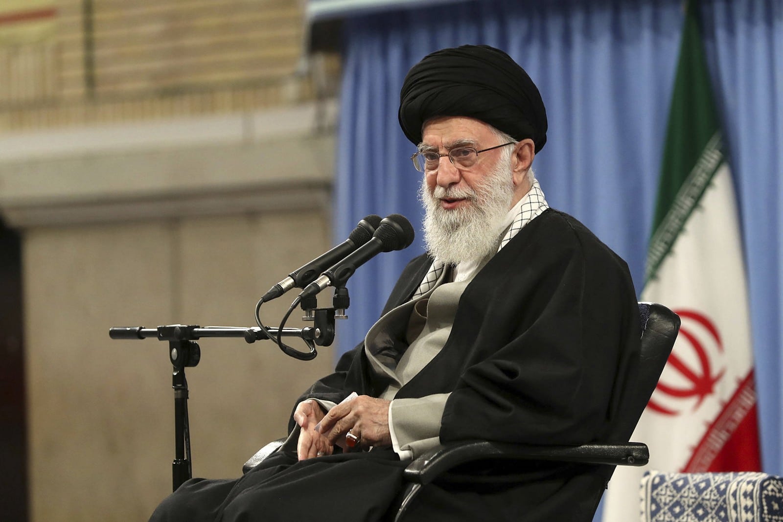 Le Guide suprême, l'ayatollah Khamenei, lors d'une réunion avec l'armée, le 8 février 2020 (c) Sipa Auteurs  : /AP/SIPA,
Numéro de reportage  : AP22426725_000002