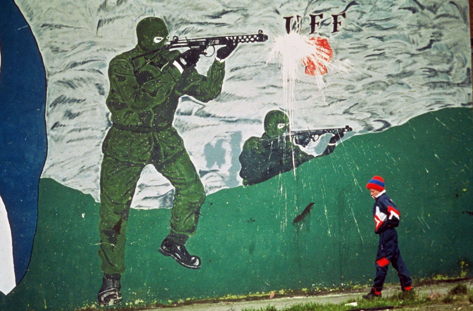 Propagande murale de l'IRA à Belfast,
Auteurs  : REX FEATURES/SIPA,
Numéro de reportage  : 00507583_000013.