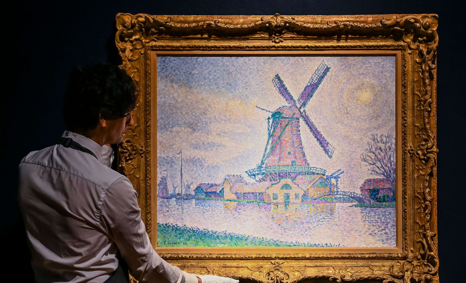 Paul Signac; Le moulin d'Edam, à l'Impressionist, Modern and Surreal auction sales à Londres
© Guy Bell/ REX/ SIPA