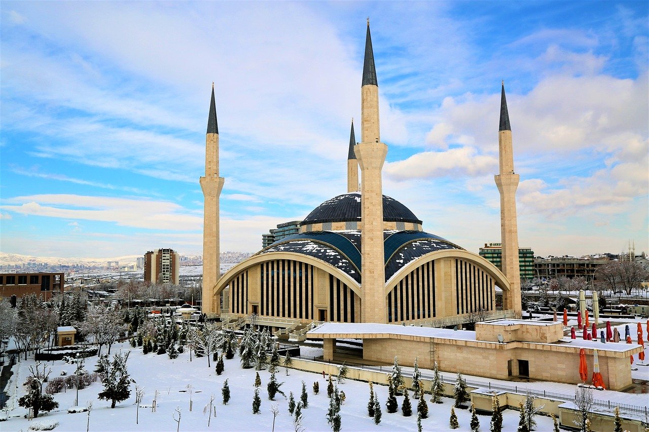 Mosquée de Kocatepe, à Ankara, capitale de la Turquie © Pixabay