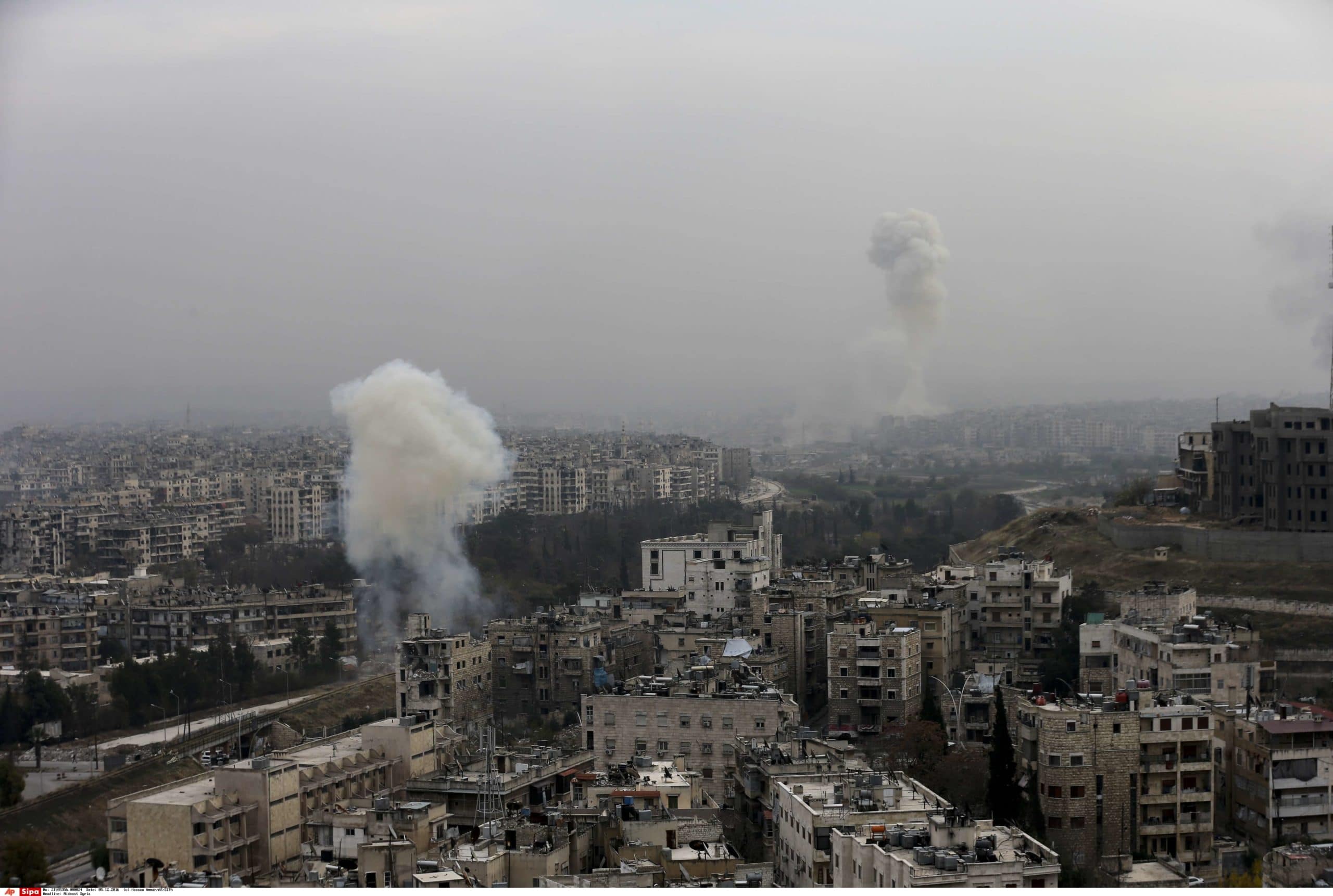 Les quartiers est et ouest de la ville d'Alep, le 5 décembre 2016, fin de la guerre d'Alep. Photo : Hassan Ammar/AP/SIPA AP21985356_000024