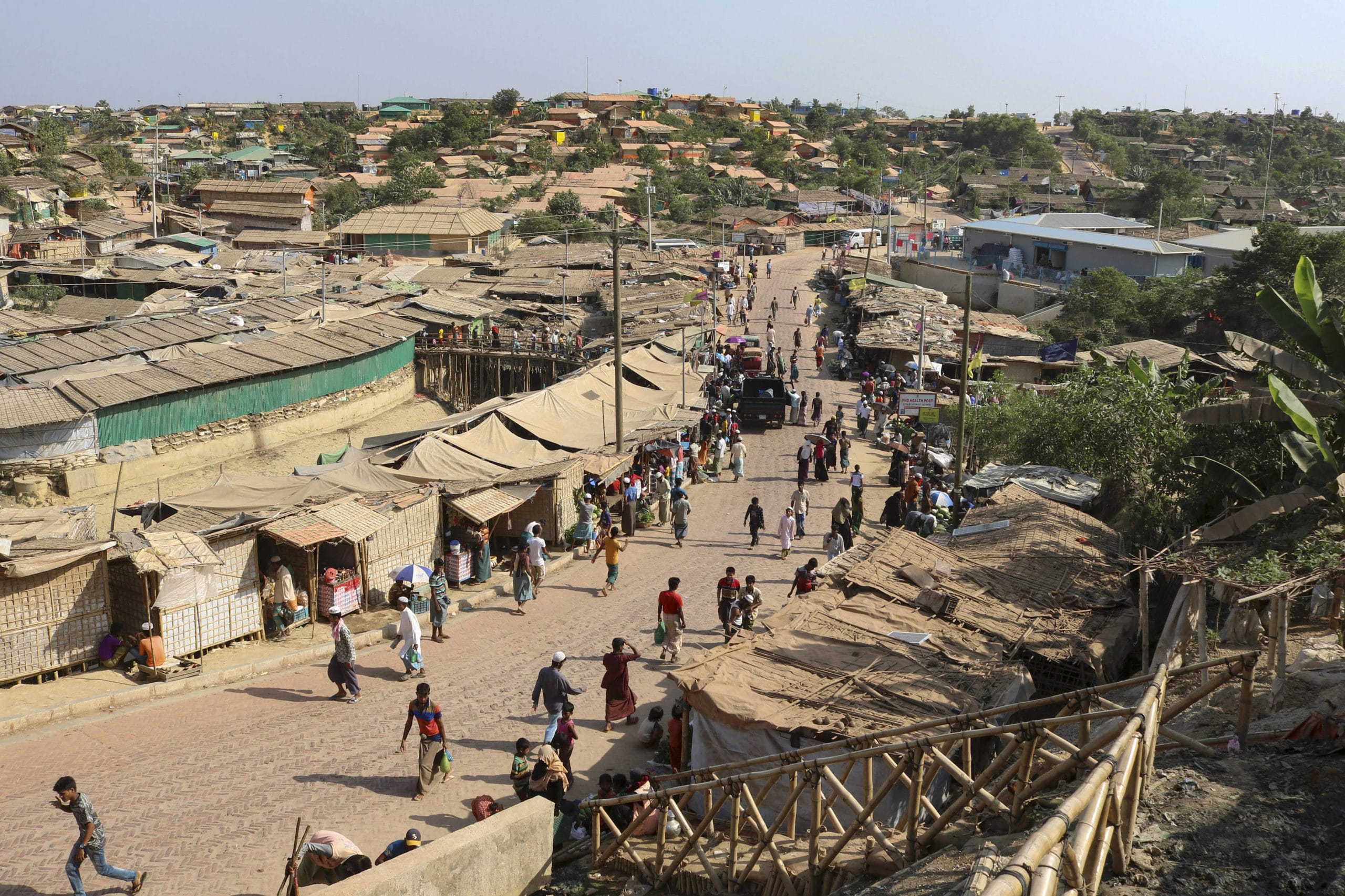 Des réfugiés Rohingya, symboles de cet affrontement entre bouddhisme et islam © Shafiqur Rahman/AP/SIPA. Numéro de reportage  : AP22455681_000001