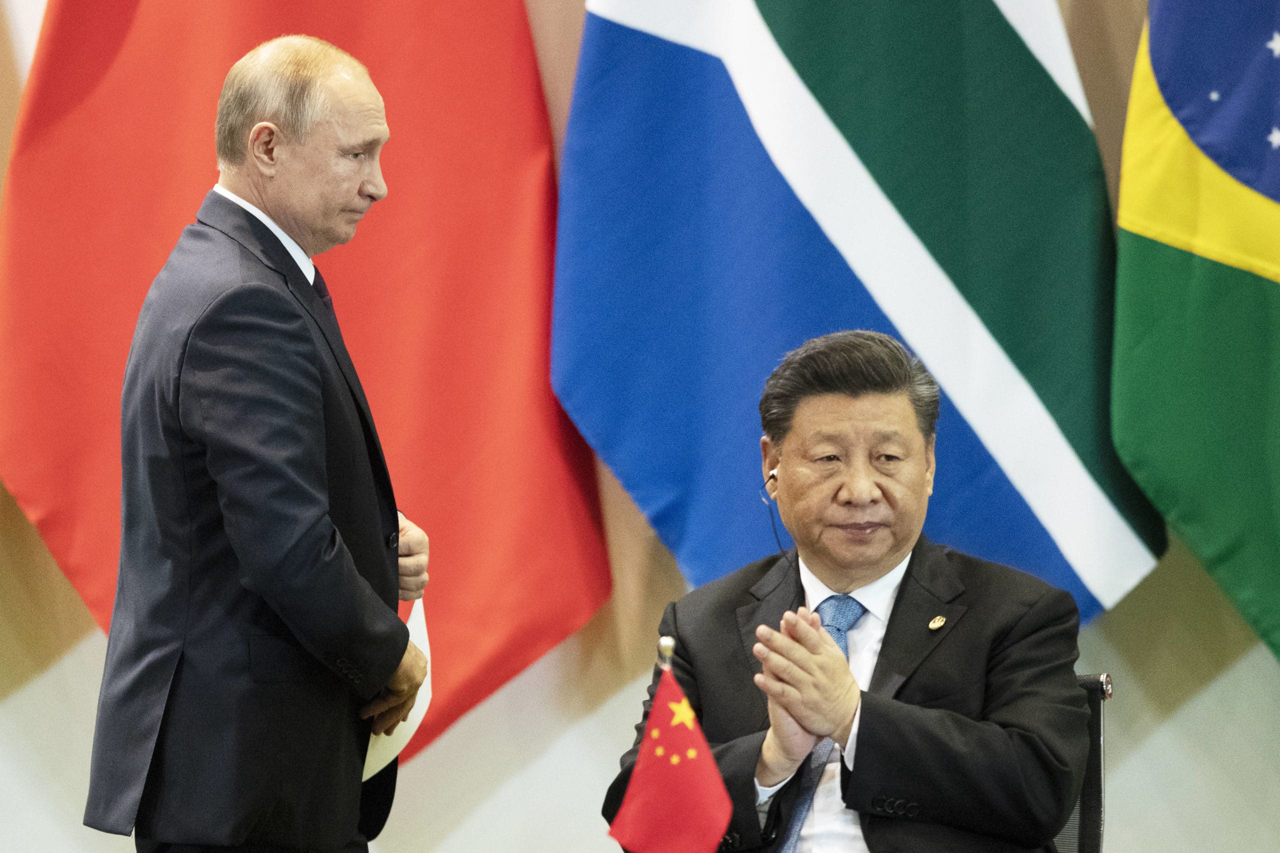 Les présidents russe et chinois Vladimir Poutine et Xi Jinping lors du sommet des BRICS le 14 novembre 2019 (c) Sipa AP22398942_000055