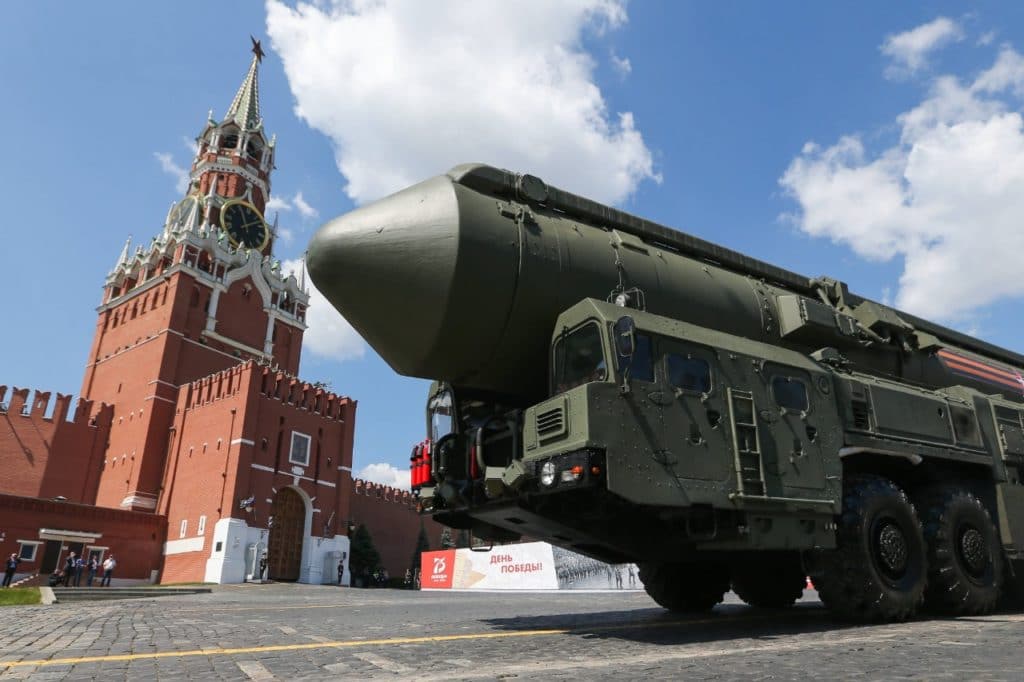 Missiles balistiques et défense anti-aérienne