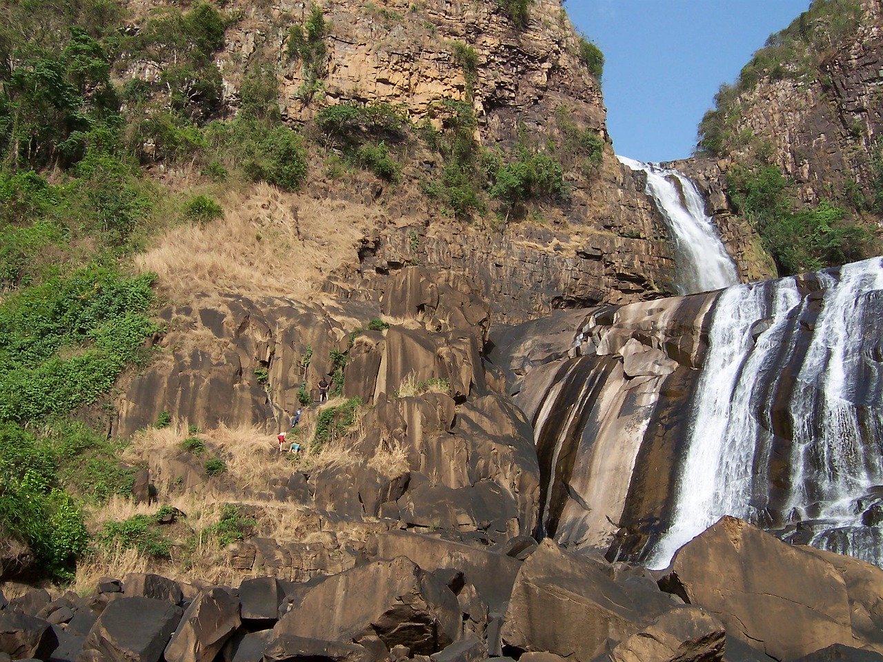 Cascade en plein cœur de l'Afrique (c) Pixabay