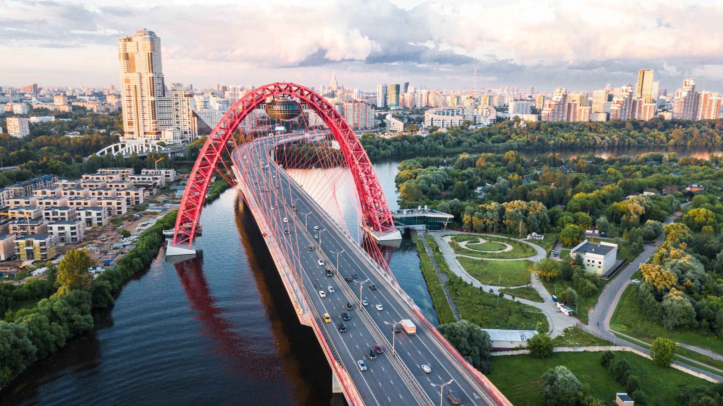 Zhivopisny Bridge, Moscou (c) Unsplash