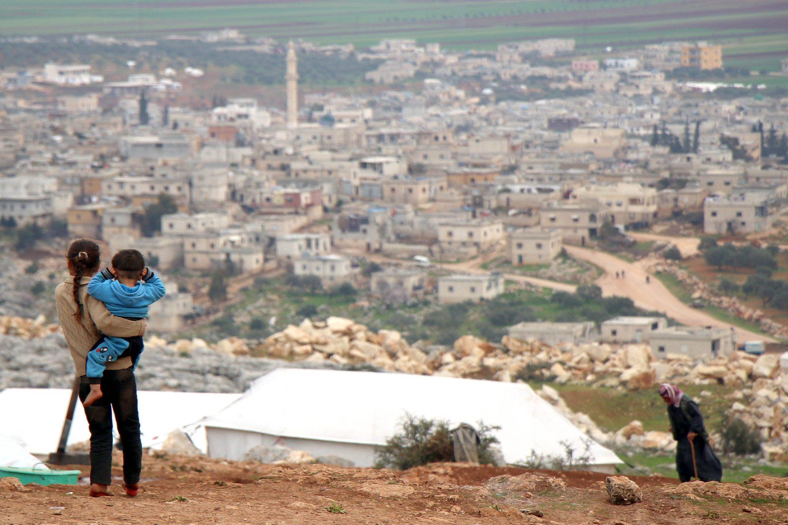 La photo prise le 3-6-2020 montre les personnes deplacees fuyant la campagne sud et est d'Idlib et la campagne de Maarat al-Numan.  Plus de 250 familles vivent dans les montagnes de la ville de Harbnoush, au nord-ouest d'Idlib, au nord-ouest de la Syrie. 
//ALASAADASAAD_1143.1716/2003091637/Credit:Asaad Al Asaad/SIPA/2003091646