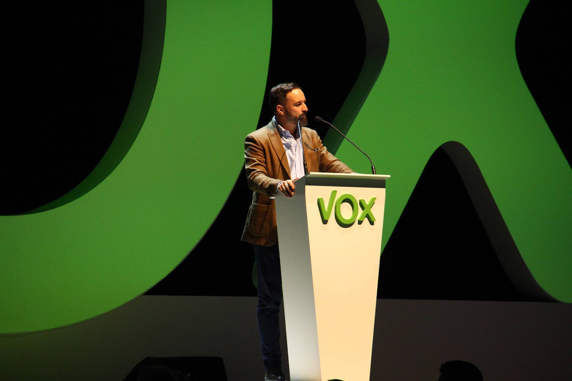 Abascal lors d'un évènement de Vox en 2018. Crédit photo : CC BY-SA 2.0