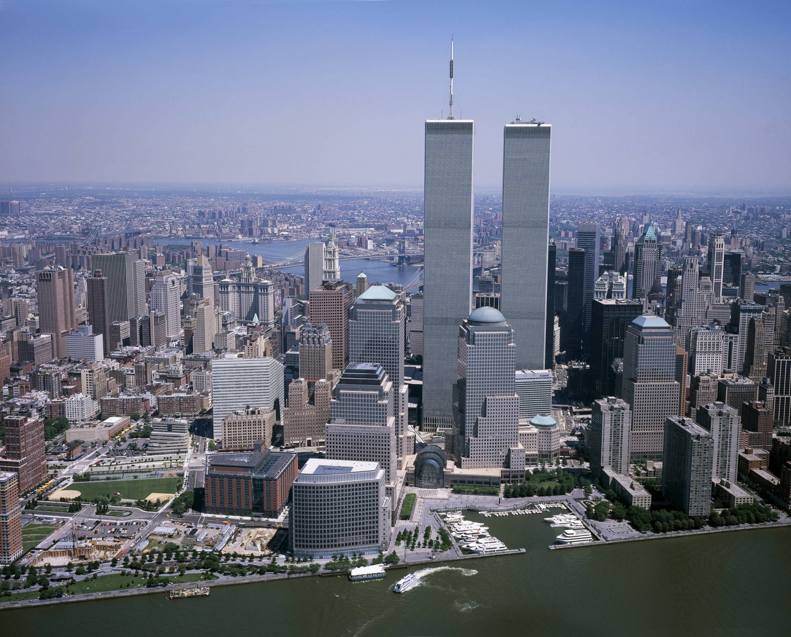 Lower Manhattan et le world trade center en 2001. (c) Bibliothèque du Congrès USA