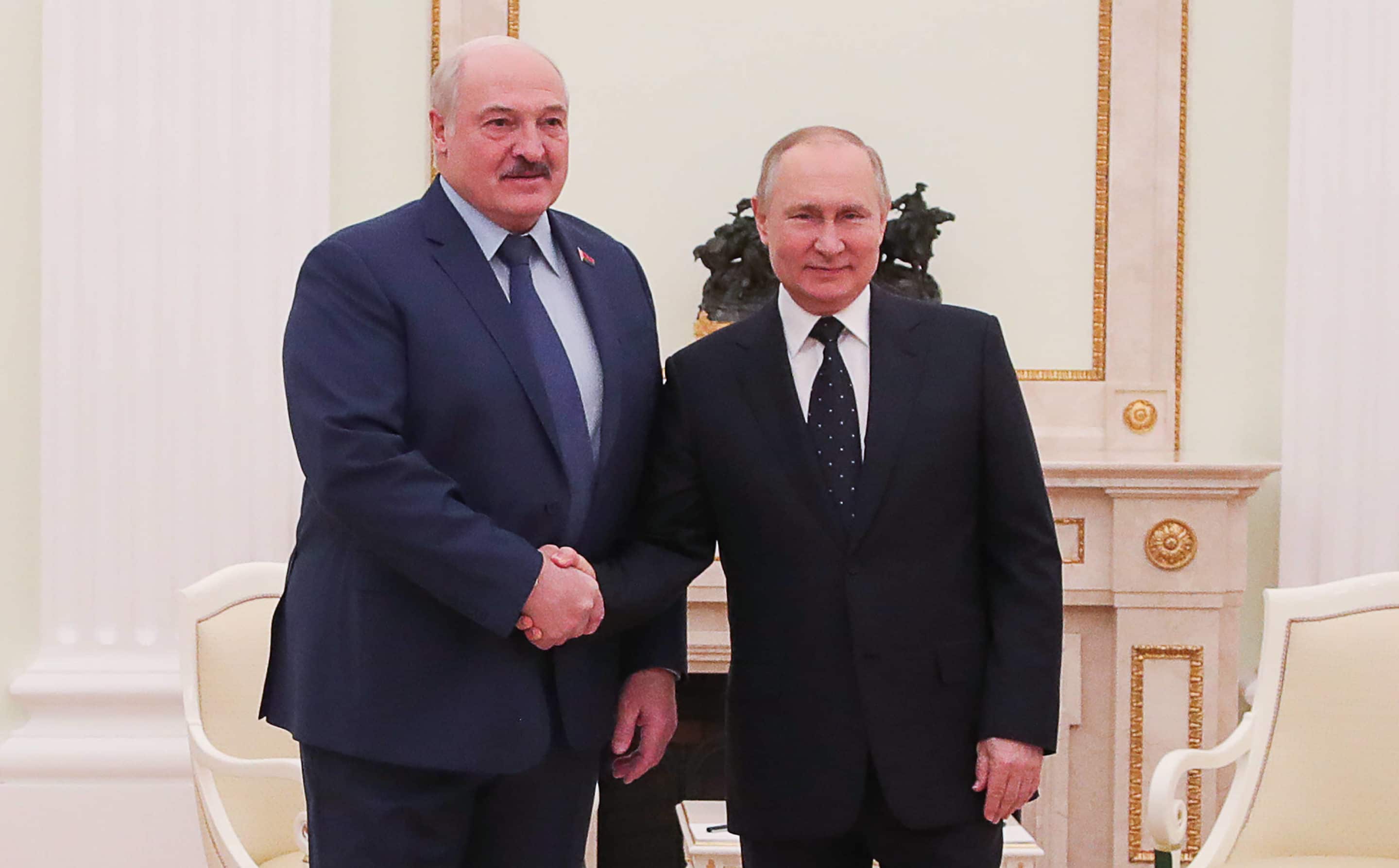 Alexander Lukashenko  and Vladimir Putin during a meeting at the Moscow Kremlin, 11 mars 2022. Sipa USA/38091349/AK/2203111352