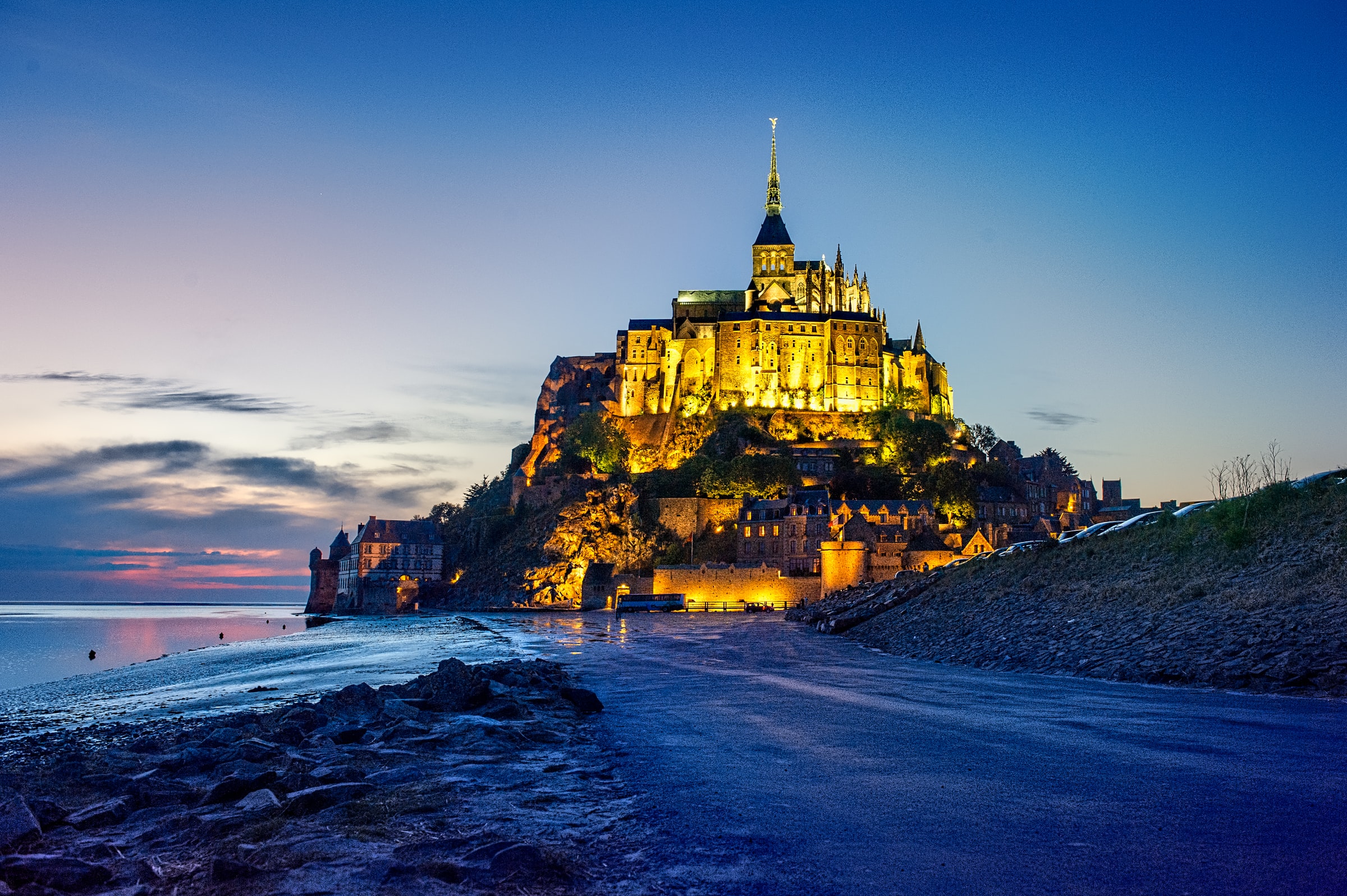 Le Mont Saint-Michel, puissance spirituelle et culturelle (c) Unsplash