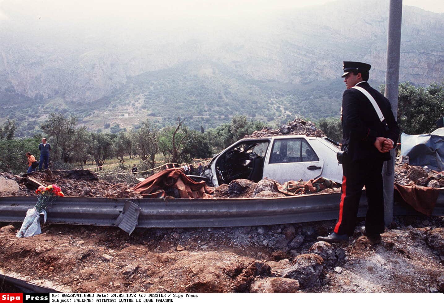 Attentat contre le juge Falcone, Palerme, 1992 (c) Sipa 00220941_000003