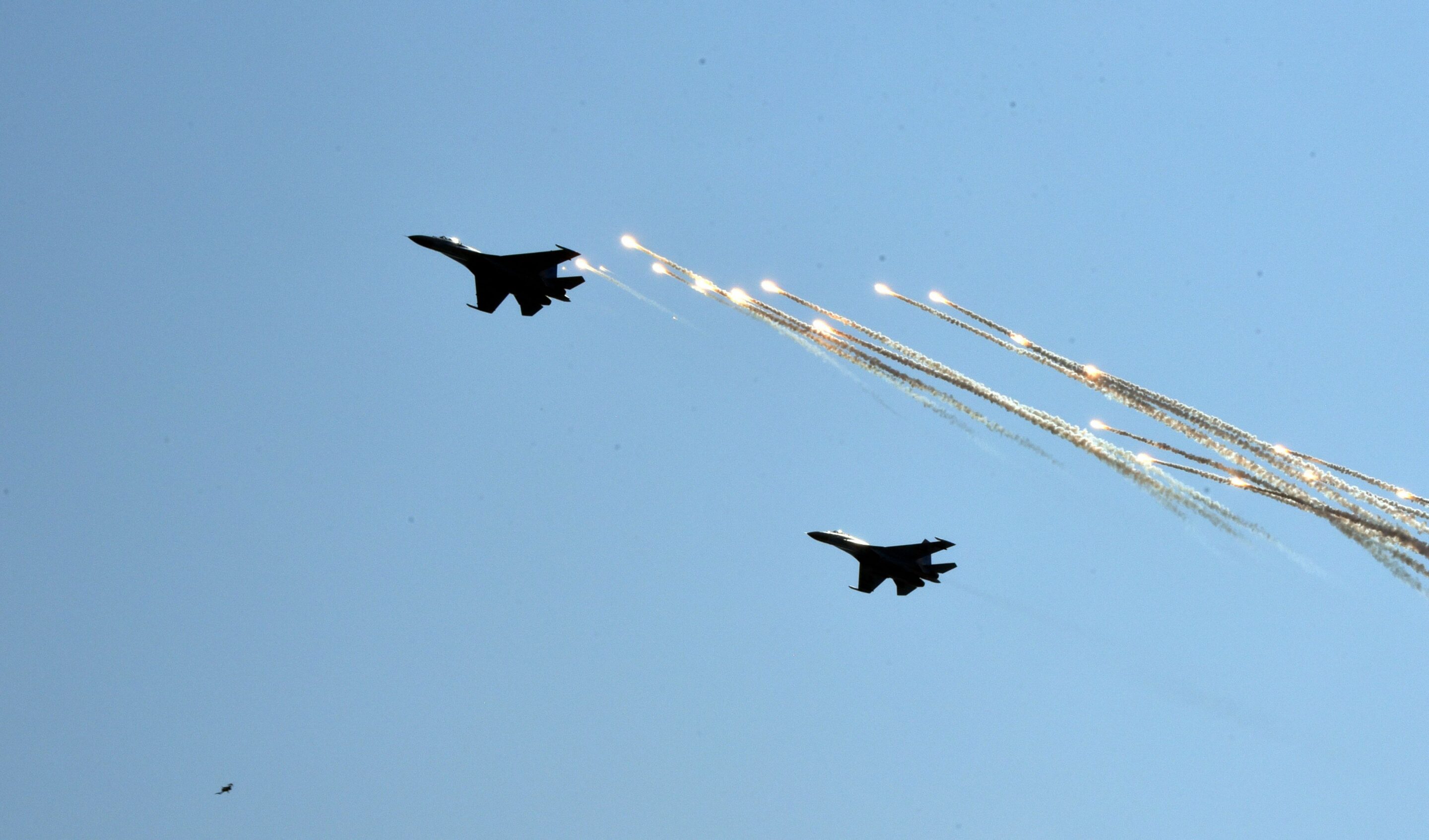 Des avions de chasse MiG-29 ukrainiens lors de la célébration du 30ème anniversaire de l'indépendance de l'Ukraine, à Odessa, Ukraine. Crédits : Denis Malinovsky /Spoutnik