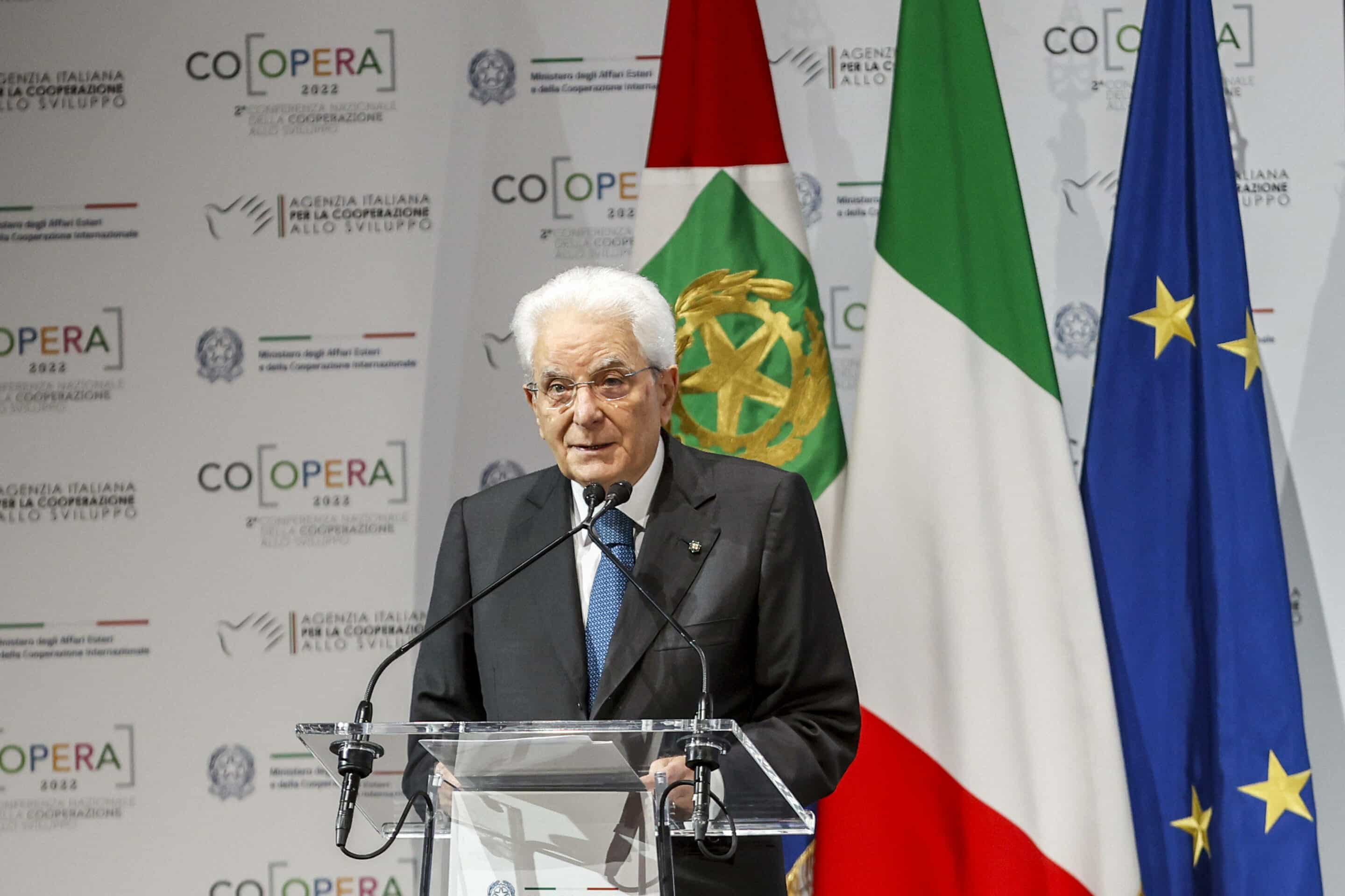 Le Président de la République, Sergio Mattarella, prononce le discours d'ouverture de COOPERA, deuxième édition de la Conférence nationale sur la coopération au développement, à Rome, Italie, le 23 juin. 
Crédits : Riccardo De Luca/AGF/SIPA