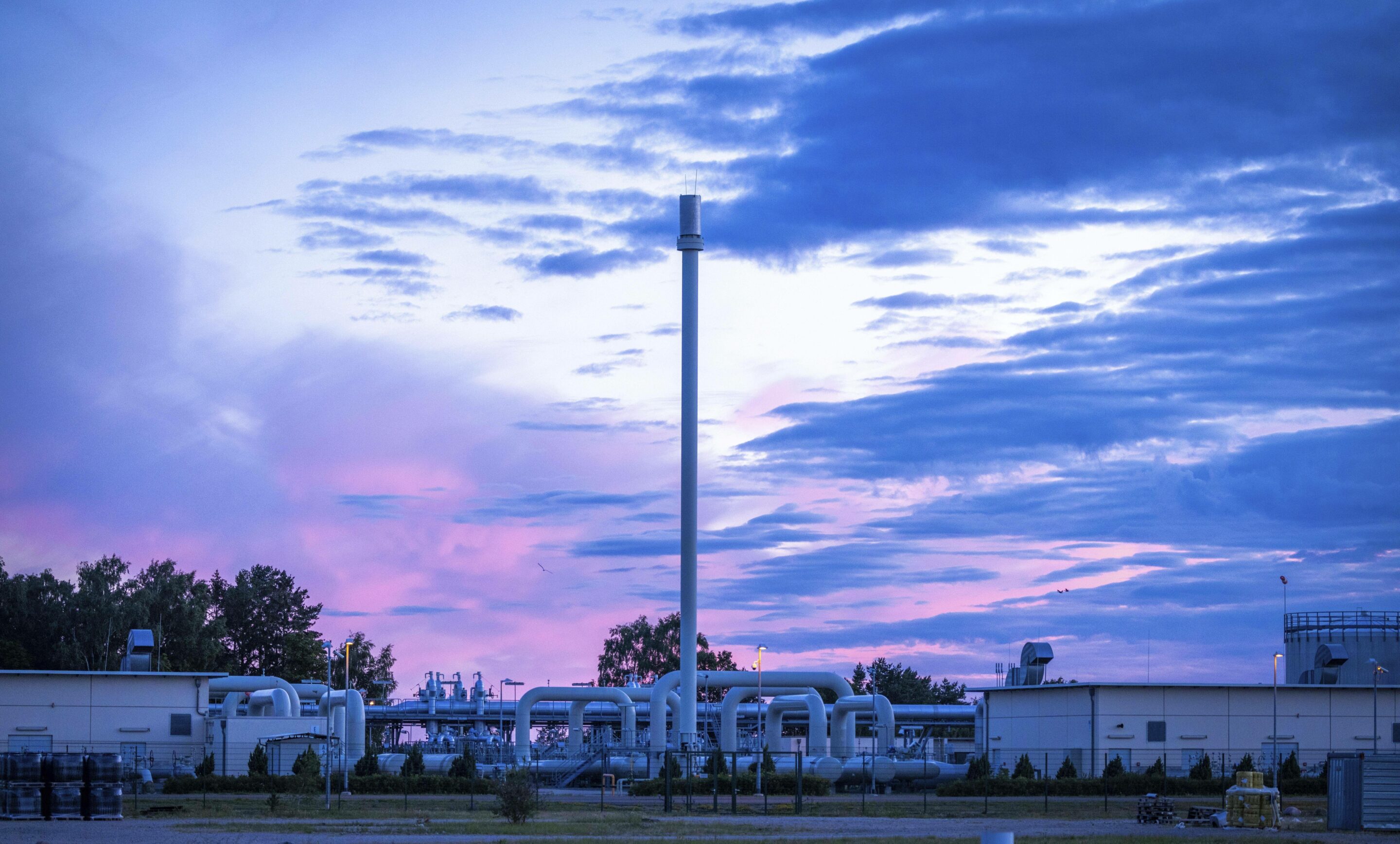 Les systèmes de canalisation de la station de réception de gaz du gazoduc Nord Stream 1 de la mer Baltique à Lubmin, en Allemagne, lundi 11 juillet 2022. 
Crédits : Jens Buettner/SIPA