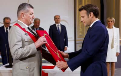 « La Légion d’honneur est un ordre singulier ». Entretien avec le général Benoît Puga