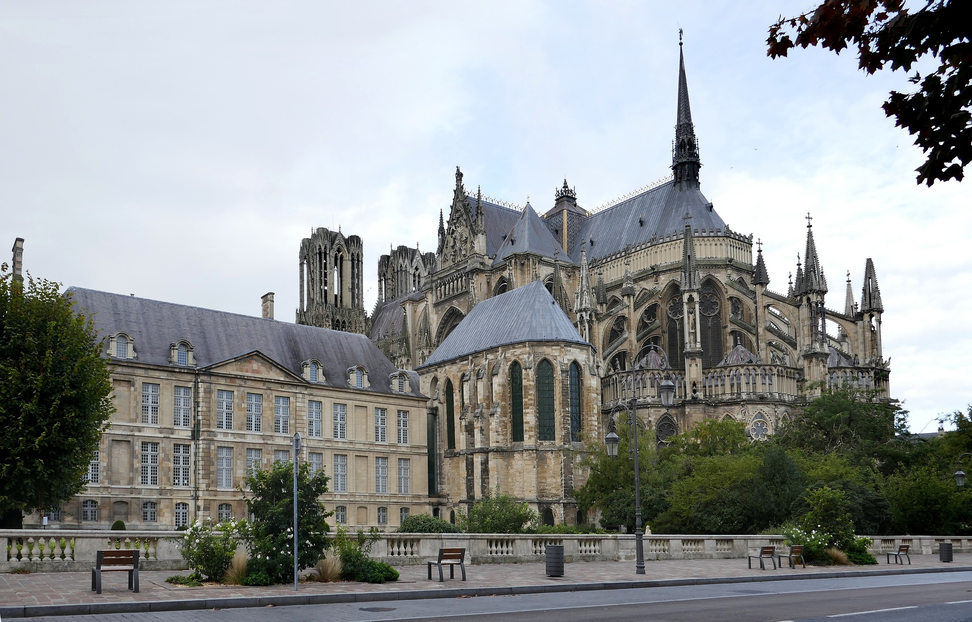 Cathédrale de Reims, un joyau détruit par les Allemands