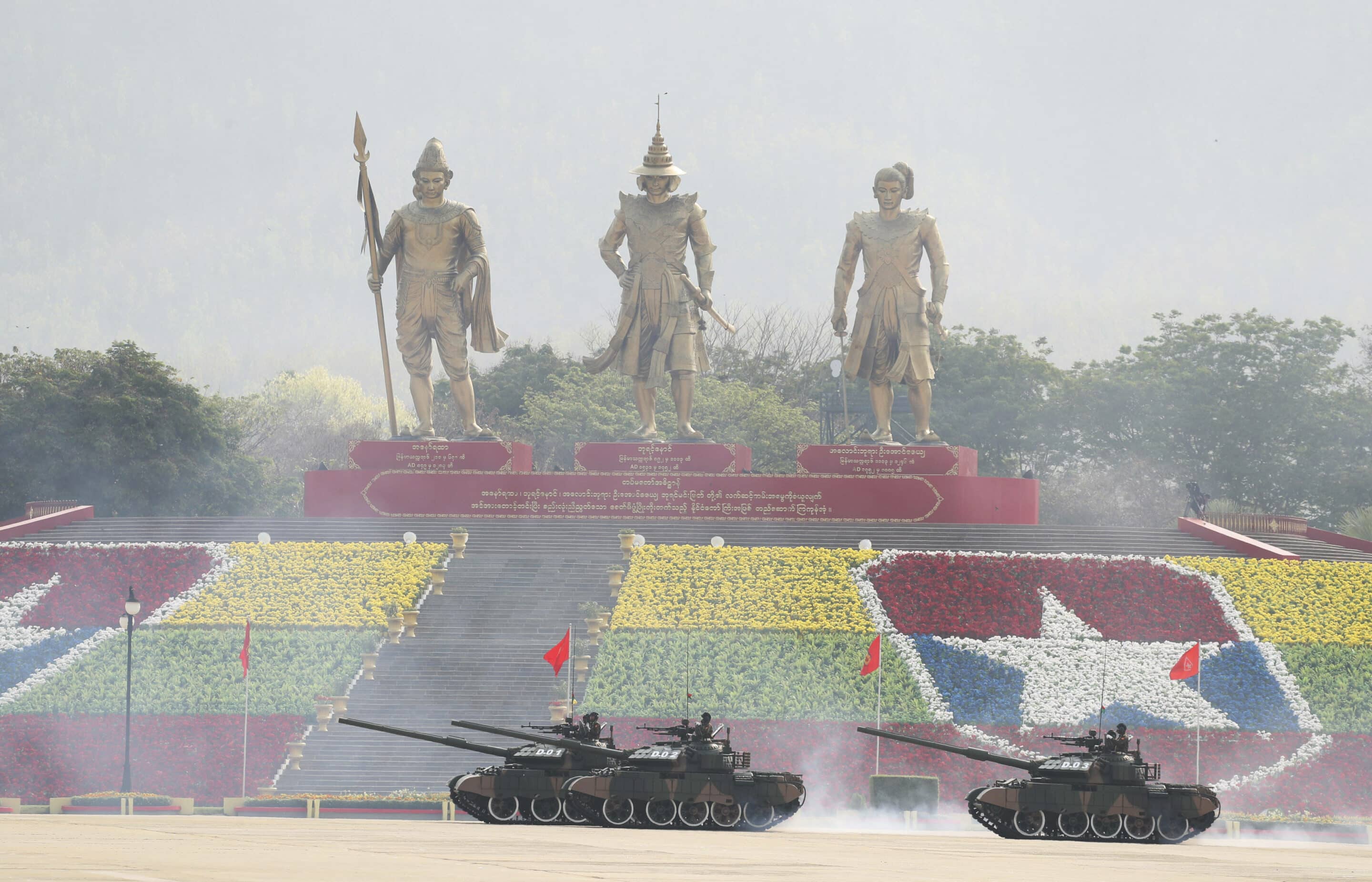 Myanmar military tanks are driven during a parade to commemorate Myanmar's 77th Armed Forces Day in Naypyitaw, Myanmar, Sunday, March 27, 2022. (AP Photo/Aung Shine Oo)/XAS111/22086198075046//2203270743