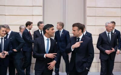 La Grande-Bretagne doit construire un partenariat avec la France. Entretien avec Lord David Owen
