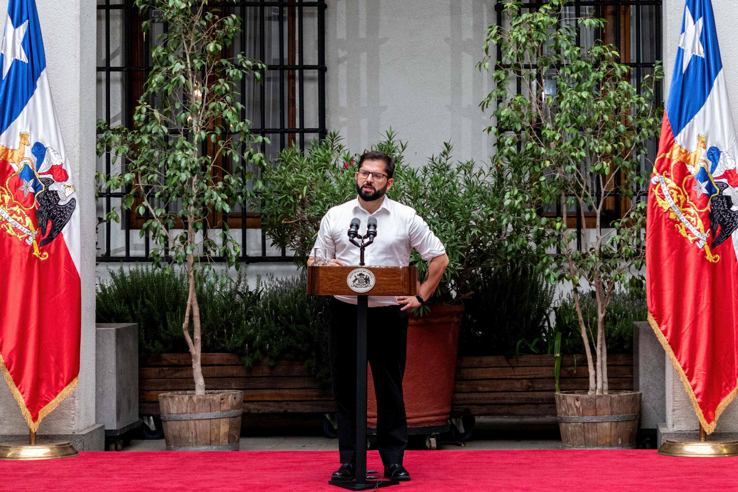 Le président chilien Gabriel Boric s'exprime lors d'une conférence de presse avec la presse internationale au palais présidentiel de La Moneda à Santiago.  SOPA Images//SOPAIMAGES_SIPA.1314/2203150856/Credit:SOPA Images/SIPA/2203150907