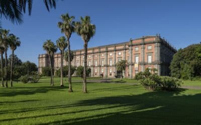 Louvre : Naples arrive à Paris