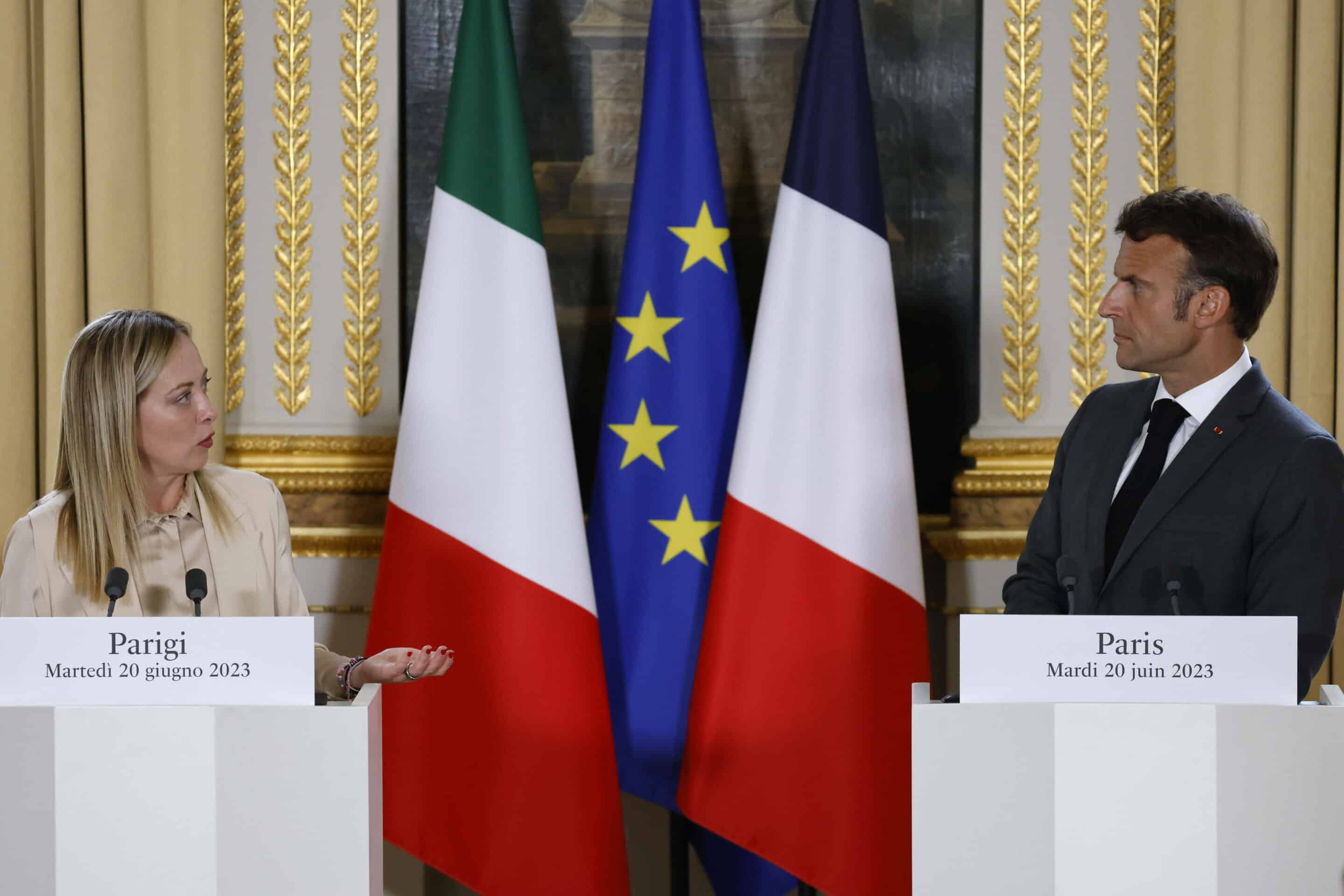 Le Premier ministre italien Giorgia Meloni prononce des remarques lors d'un discours de presse conjoint avec le président français Emmanuel Macron au palais de l'Élysée à Paris, mardi 20 juin 2023.
(Ludovic Marin, Pool via AP)/PAR138/23171605469487/POOL PHOTO/2306201855