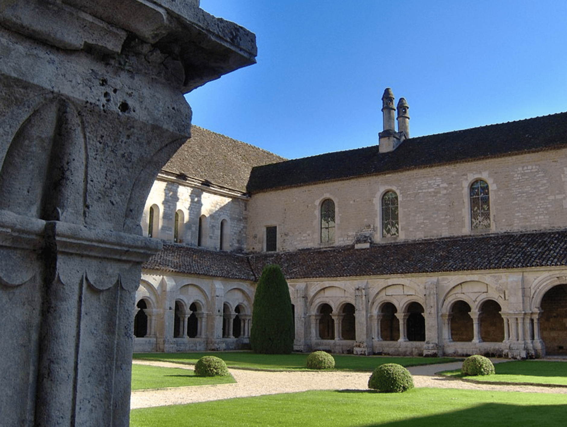 <i class='fa fa-lock' aria-hidden='true'></i> L’abbaye de Fontenay ou la cistercienne #3