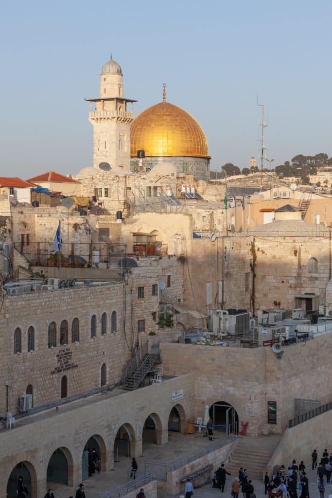 Qui se soucie encore des Palestiniens ? Entretien avec Jean-Paul Chagnollaud Qui se soucie encore des Palestiniens ? Entretien avec Jean-Paul Chagnollaud
