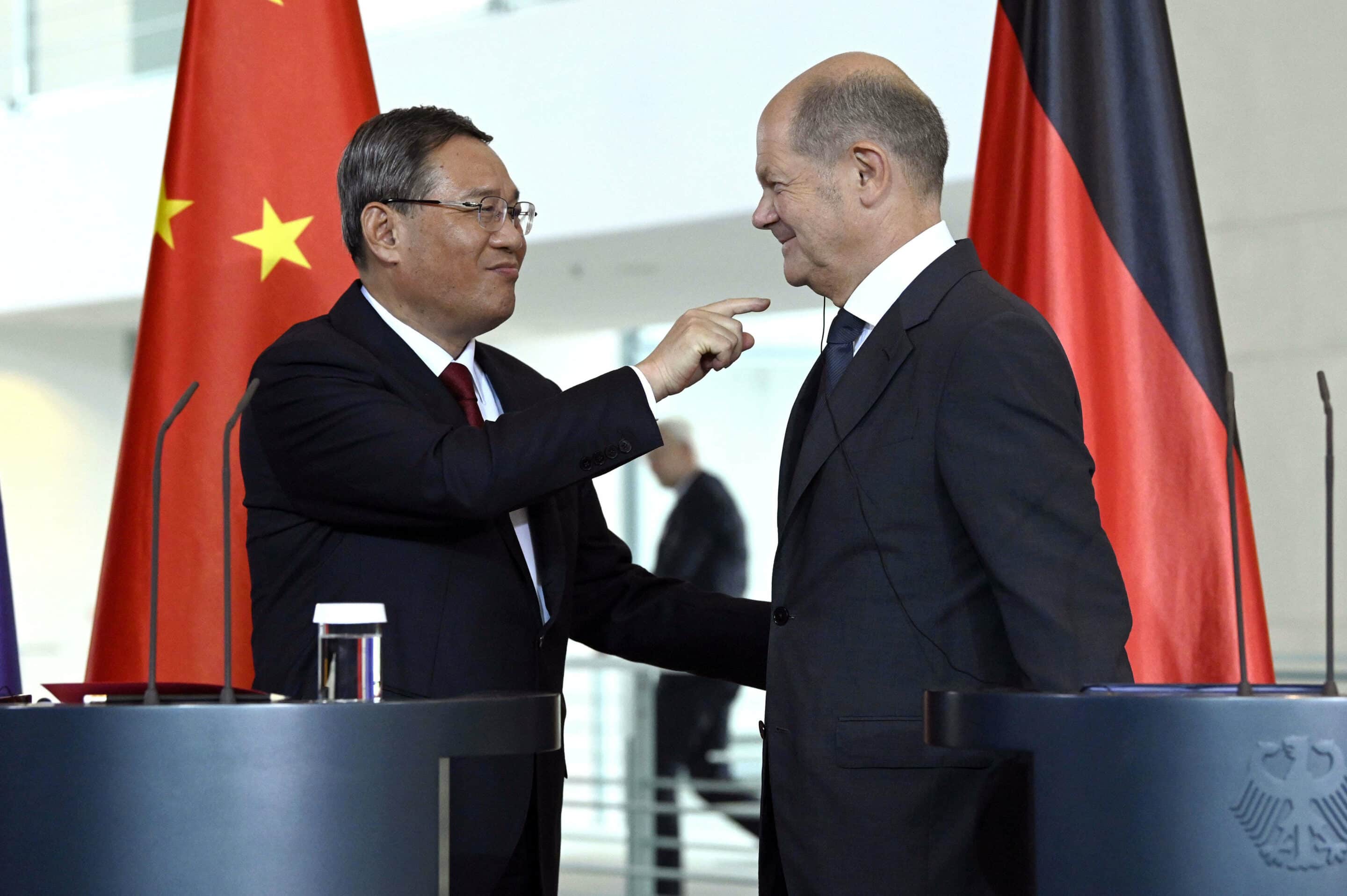Le Premier ministre chinois et le chancelier allemand
Photo by snapshot/Future Image/F Kern/Shutterstock