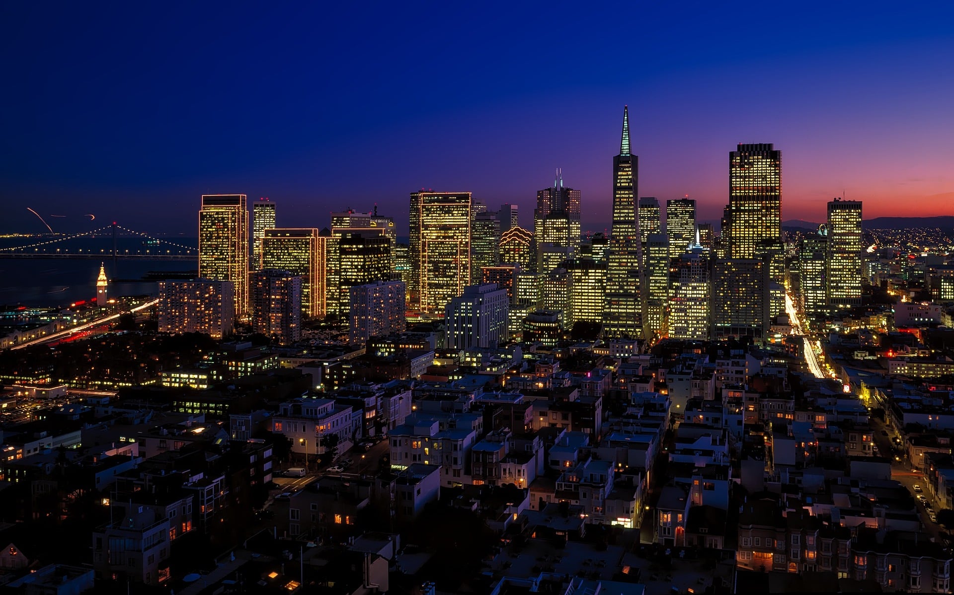 San Francisco : le rêve des lumières de la nuit. (c) pixabay