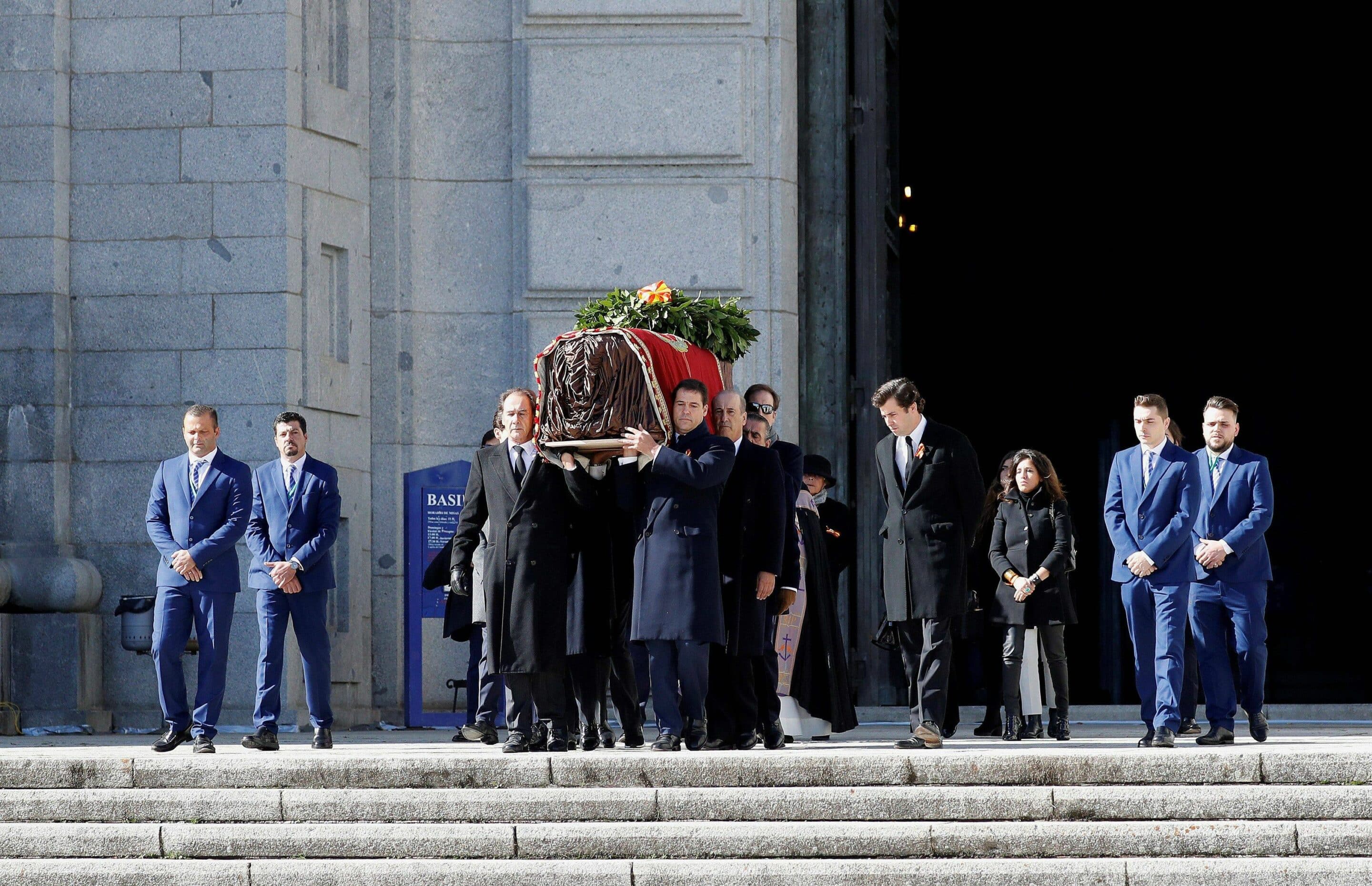 Le 24 octobre 2019, le corps de Franco est retiré de la Valle de los Caidos. Credit:Juan Carlos Hidalgo/SIPA/1910241457