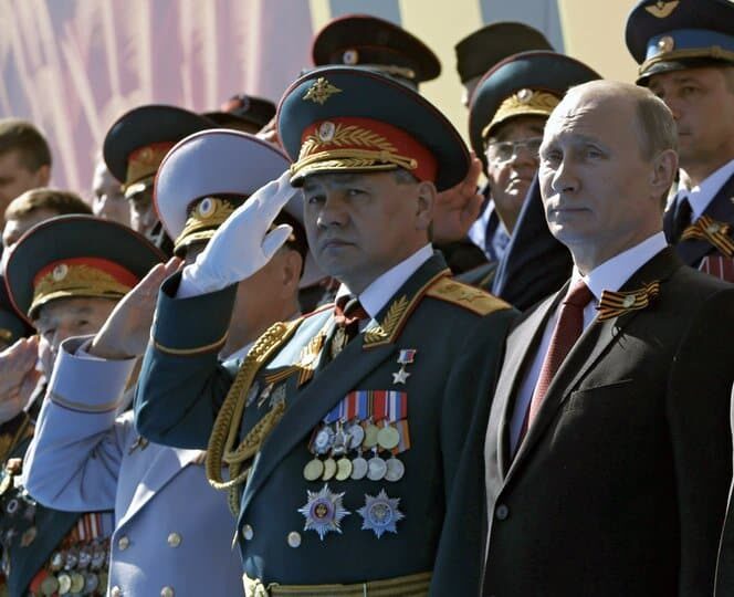 Sergueï Choïgou et Vladimir Poutine. (c) wikipédia