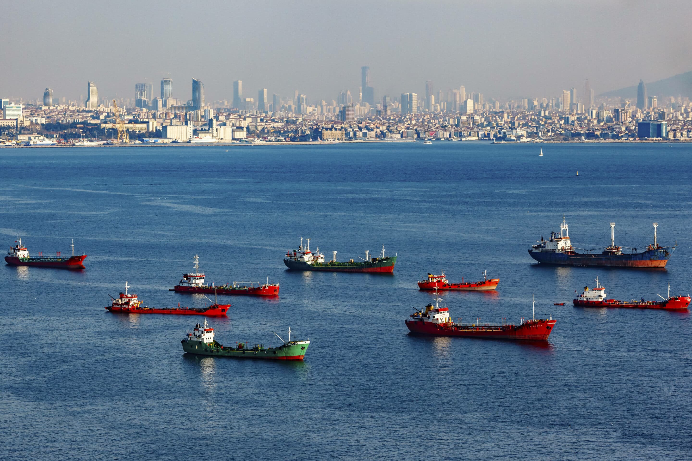 Aerial view of cargo ships anchored in the Marmara Sea waiting to enter the Bosphorus, Istanbul, Turkey. //AMAZINGAERIAL_60003345/Credit:Ali Kabas/Amazing Aerial/SIPA/2403201510