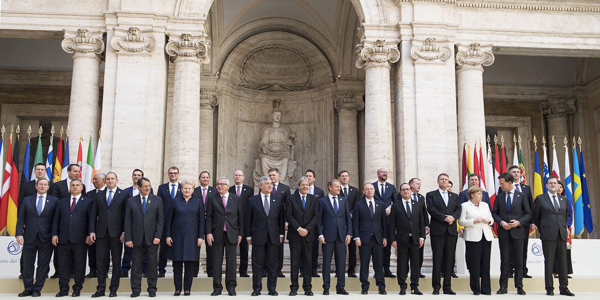 Dirigeants des États membres réunis pour les 60 ans de la signature des traités de Rome. (C) wikipedia