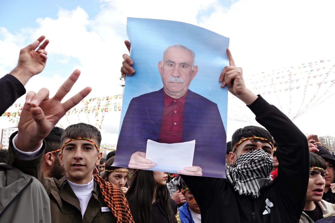 Turquie : la dissolution historique du PKK et la fin de sa lutte armée