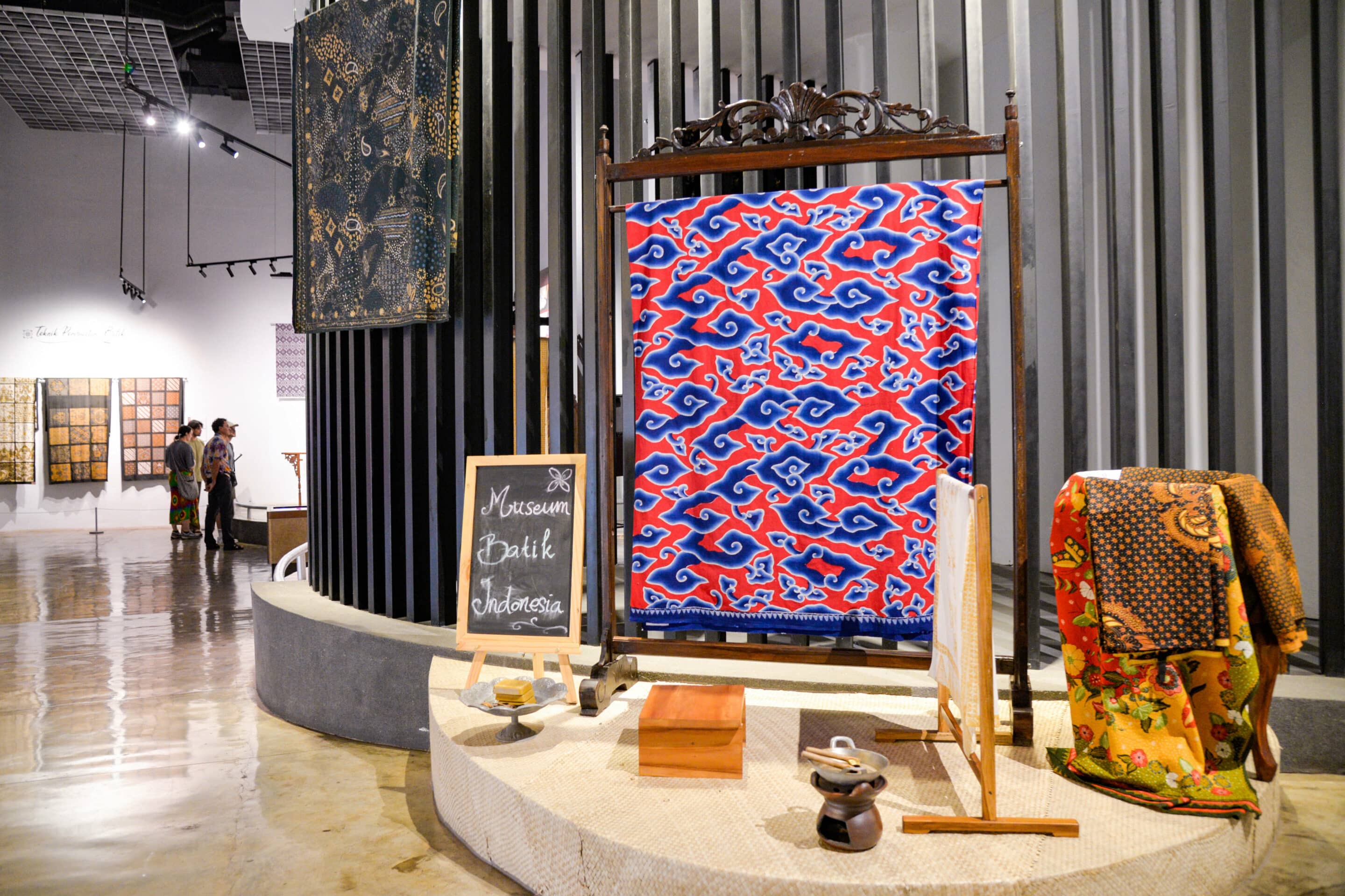 Le batik indonésien : le vêtement des voyages