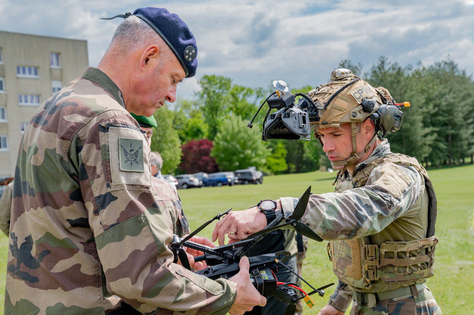 Entretien avec le général d’armée Pierre Schill, chef d’état-major de l’armée de terre