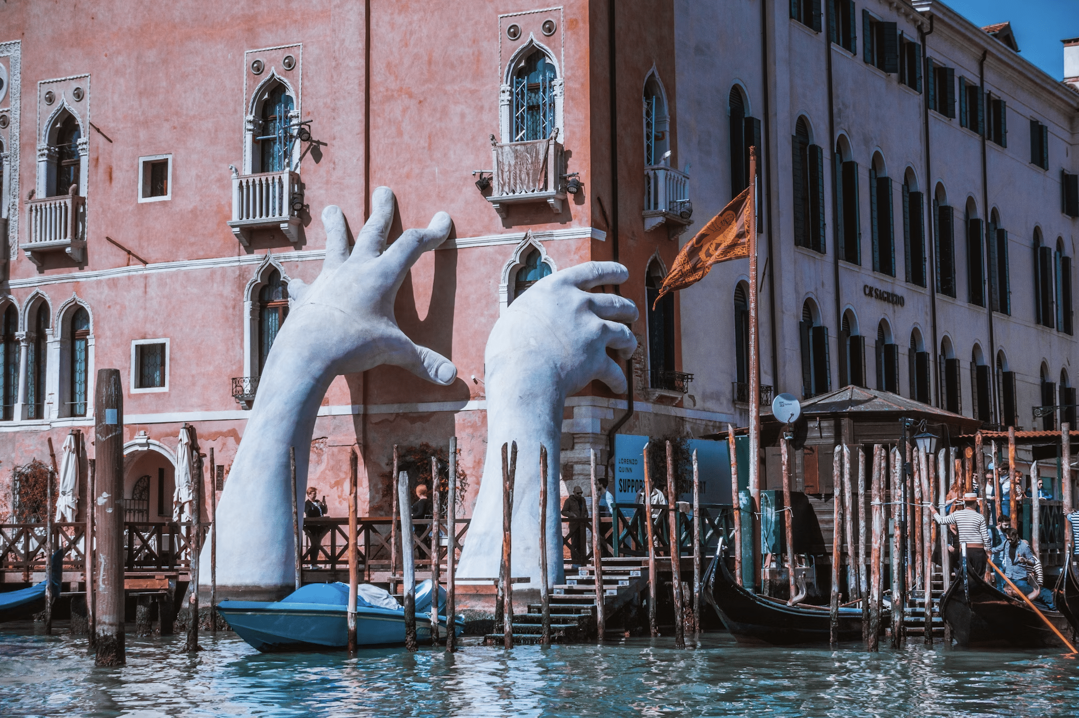 L’Art en Guerre à la Biennale de Venise L’Art en Guerre à la Biennale de Venise
