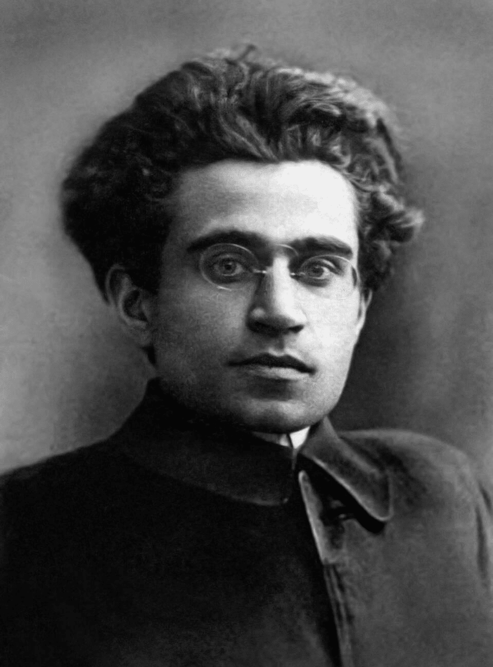 Poncifs suprêmes – Gramsci et la bataille des idées Poncifs suprêmes – Gramsci et la bataille des idées