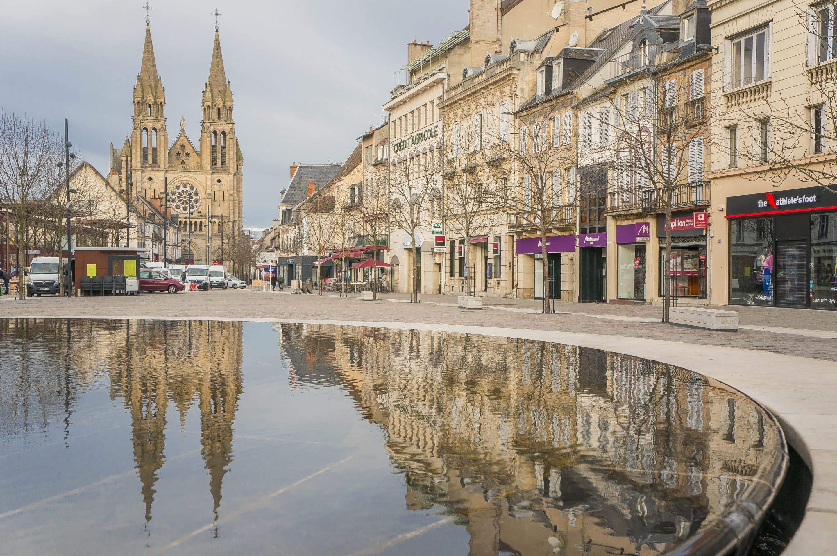 Le Bourbonnais, une province au miroir de ses ducs Le Bourbonnais, une province au miroir de ses ducs