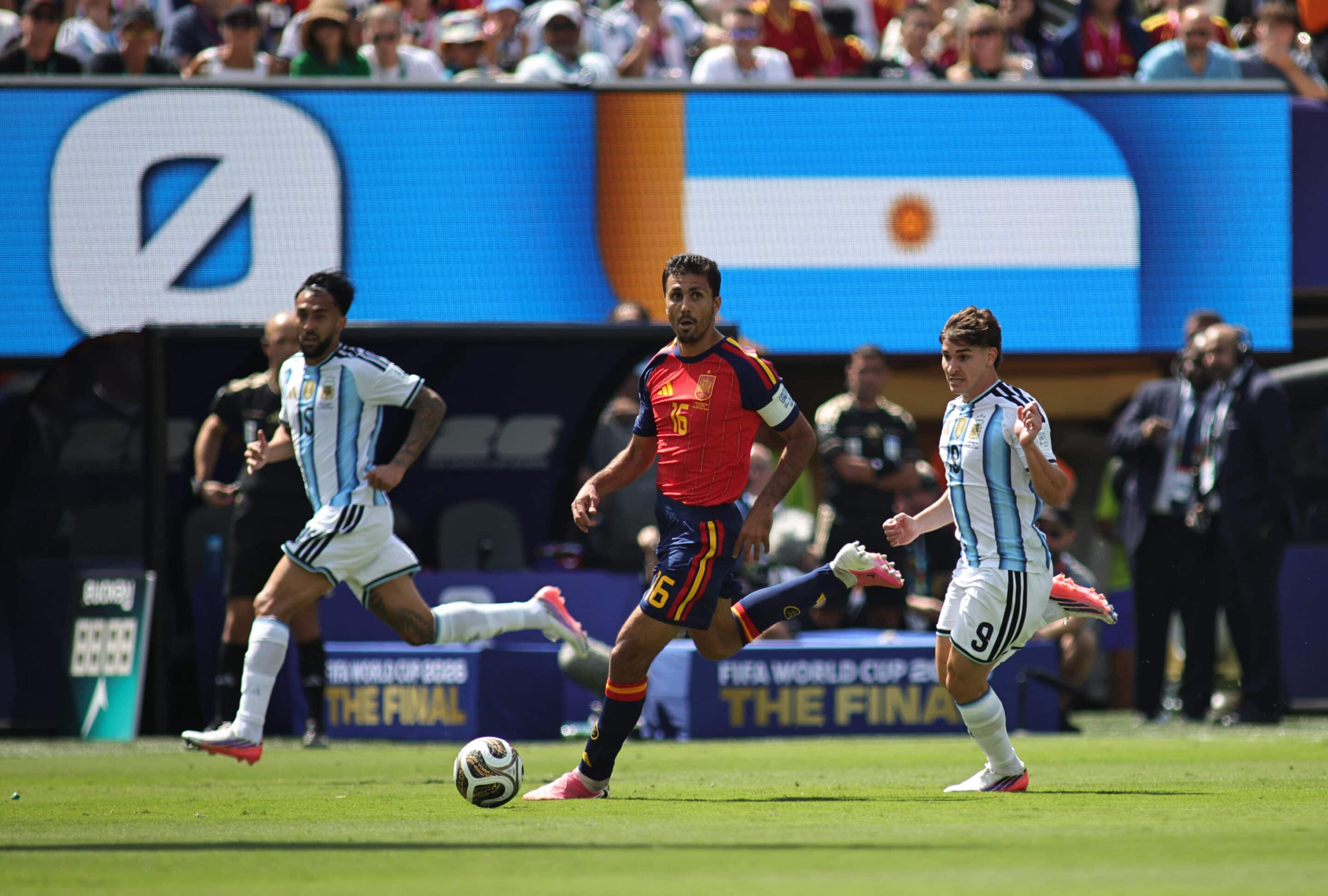 L’Espagne maîtresse du jeu : le football comme terrain de puissance L’Espagne maîtresse du jeu : le football comme terrain de puissance